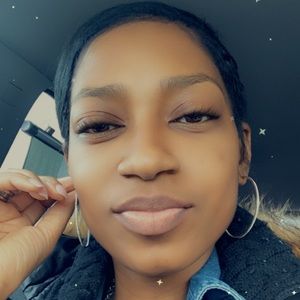 Meet your Posher, Roberta